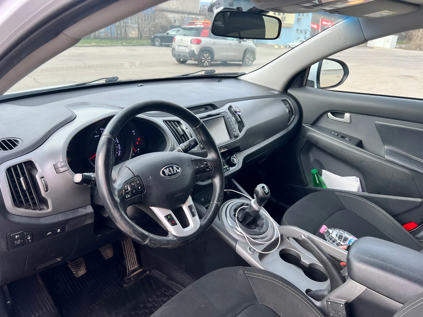 Kia Sportage 1.6i-LPG, снимка 10 - Автомобили и джипове - 53931869