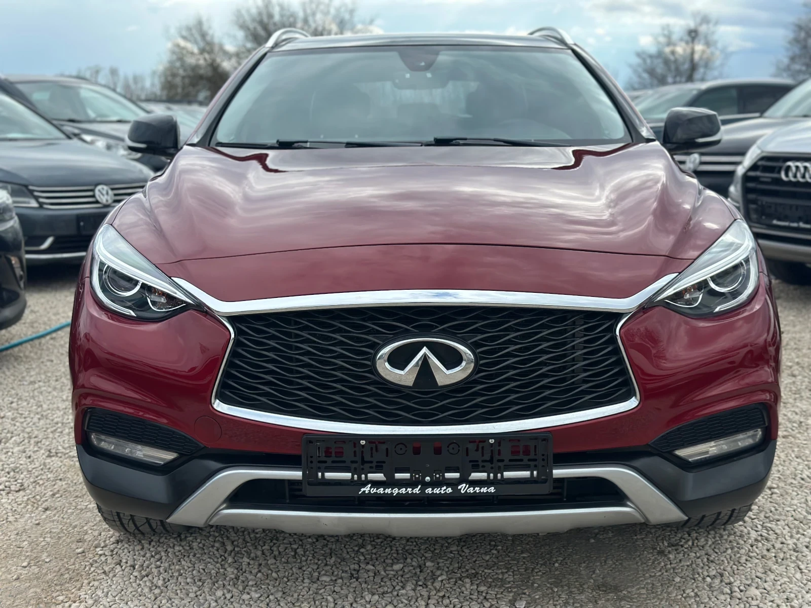 Infiniti QX30 2.0T AWD FACELIFT, снимка 2 - Автомобили и джипове - 54155847