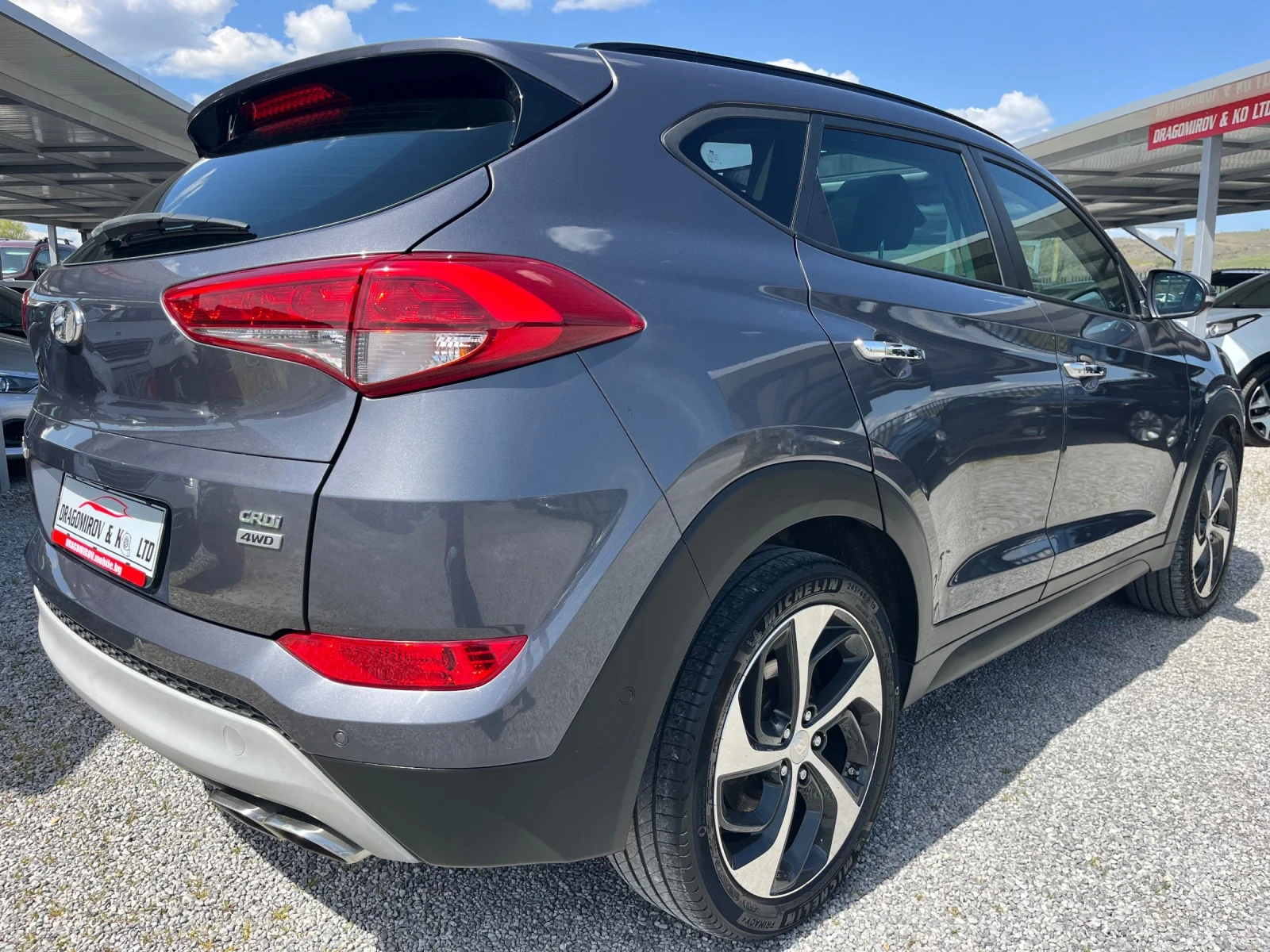 Hyundai Tucson Xpossible/4WD/Avtomat, снимка 6 - Автомобили и джипове - 54226840