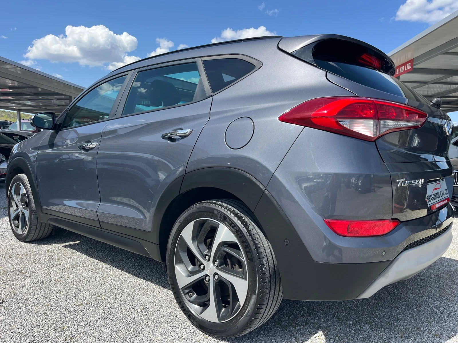 Hyundai Tucson Xpossible/4WD/Avtomat, снимка 5 - Автомобили и джипове - 54226840