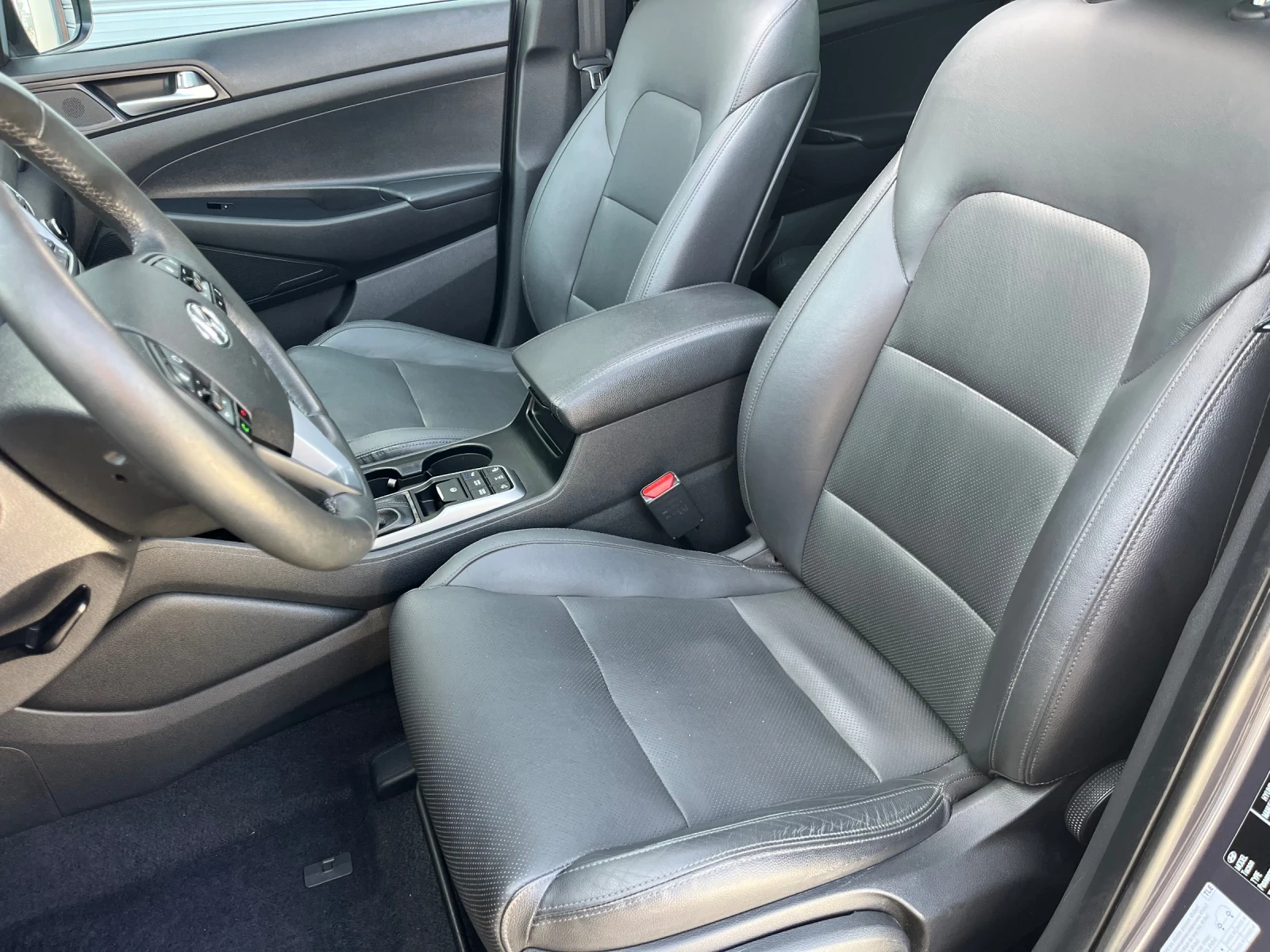 Hyundai Tucson Xpossible/4WD/Avtomat, снимка 11 - Автомобили и джипове - 54226840