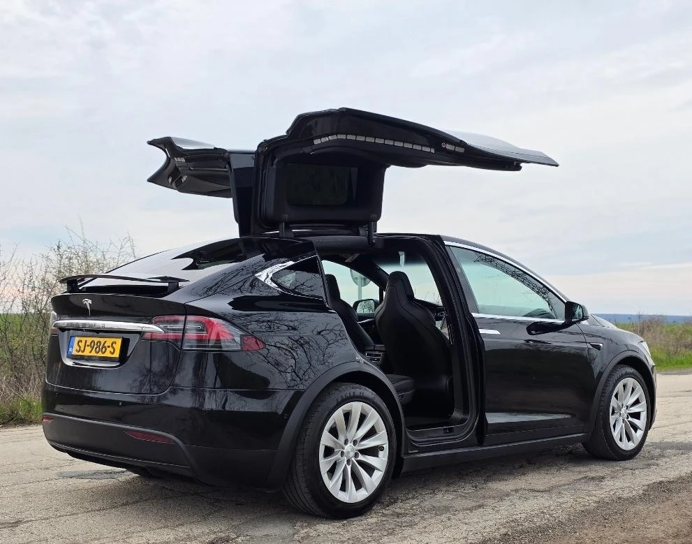Tesla Model X X100D Европейска, снимка 6 - Автомобили и джипове - 54229125