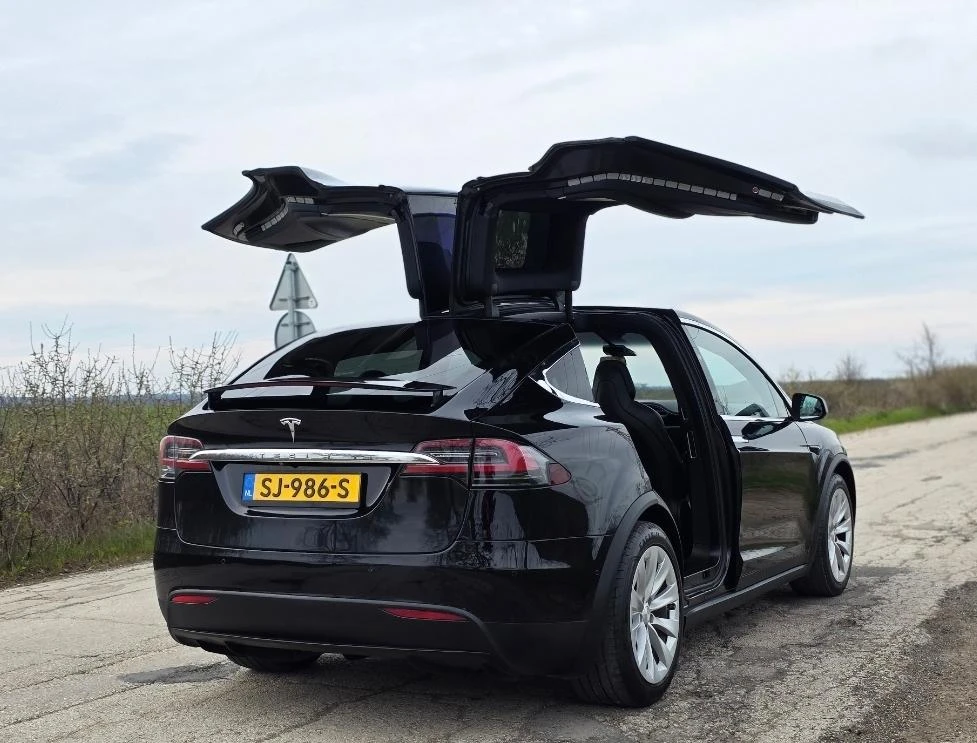 Tesla Model X X100D Европейска, снимка 5 - Автомобили и джипове - 54229125