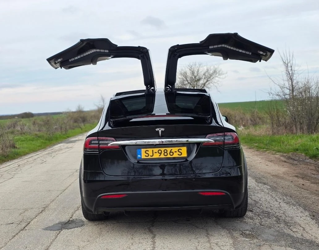 Tesla Model X X100D Европейска, снимка 4 - Автомобили и джипове - 54229125