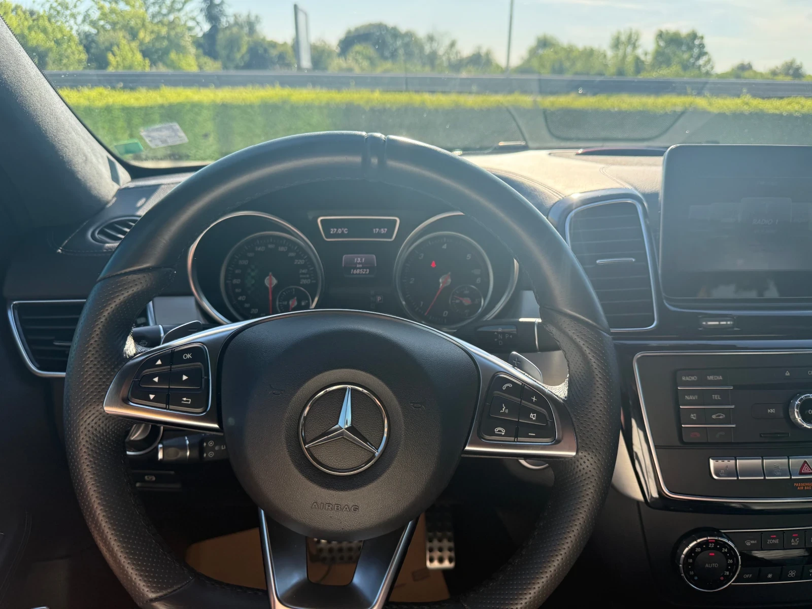 Mercedes-Benz GLE 350 AMG , снимка 9 - Автомобили и джипове - 54742565