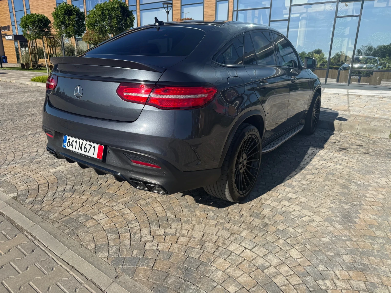 Mercedes-Benz GLE 350 AMG , снимка 6 - Автомобили и джипове - 54742565