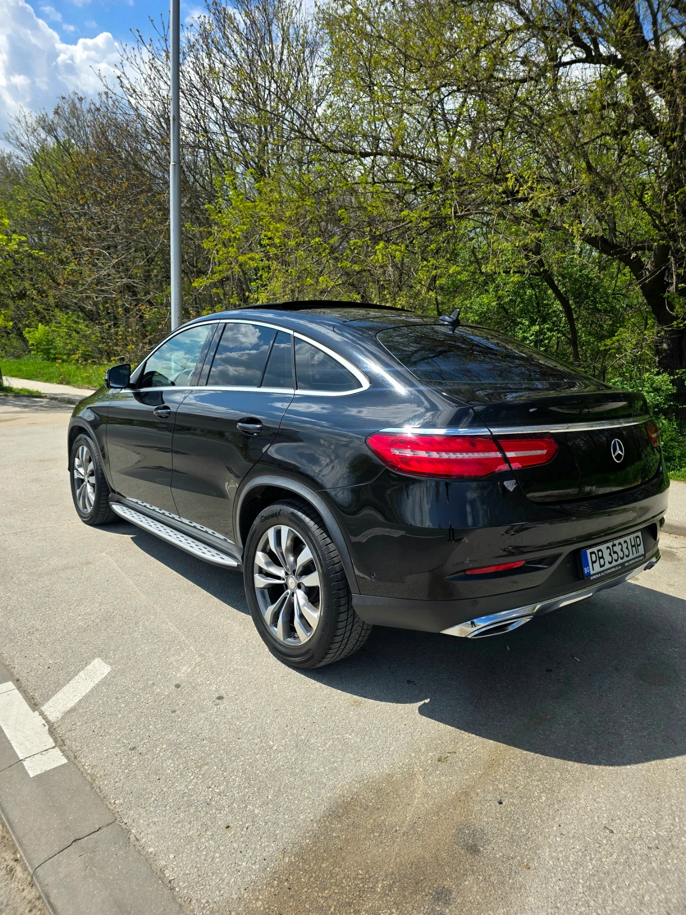 Mercedes-Benz GLE GLE/350/COUPE/ УНИКАТ/ РЕАЛНИ КИЛОМЕТРИ, снимка 4 - Автомобили и джипове - 55016111