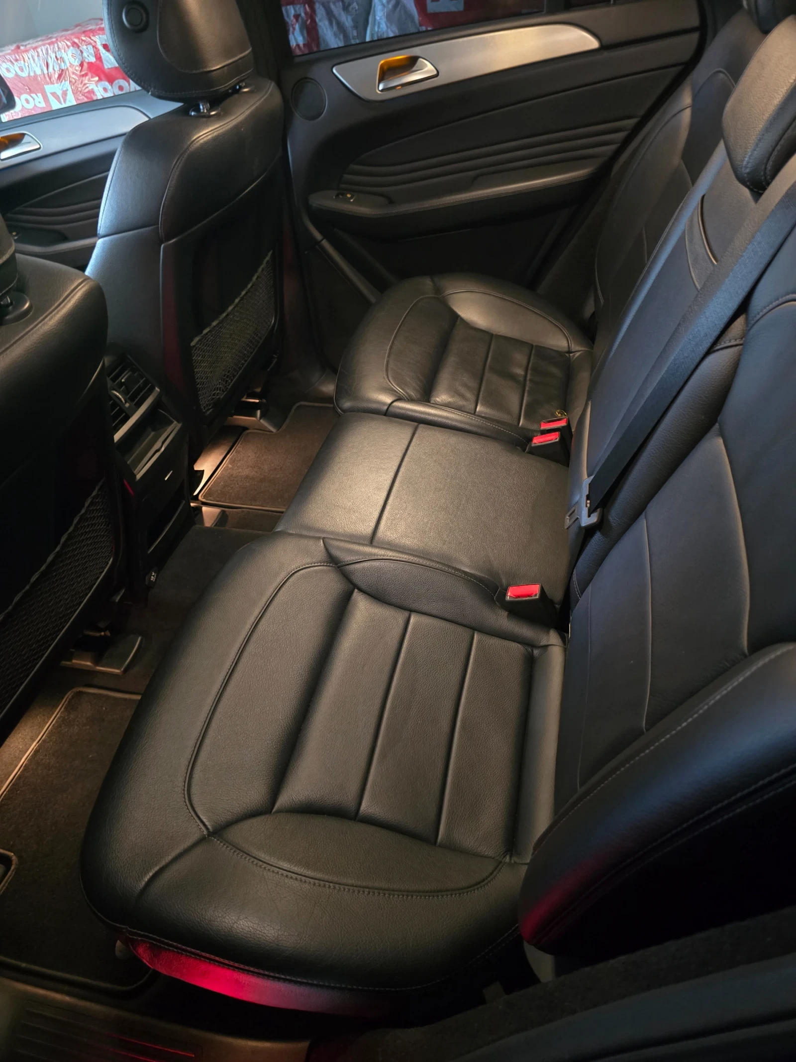 Mercedes-Benz GLE GLE/350/COUPE/ УНИКАТ/ РЕАЛНИ КИЛОМЕТРИ, снимка 13 - Автомобили и джипове - 55016111