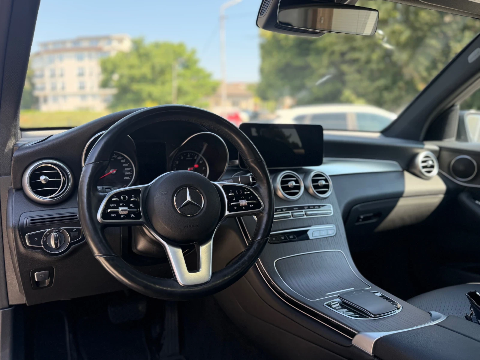 Mercedes-Benz GLC 300 360 4matic panorama, снимка 15 - Автомобили и джипове - 55093877