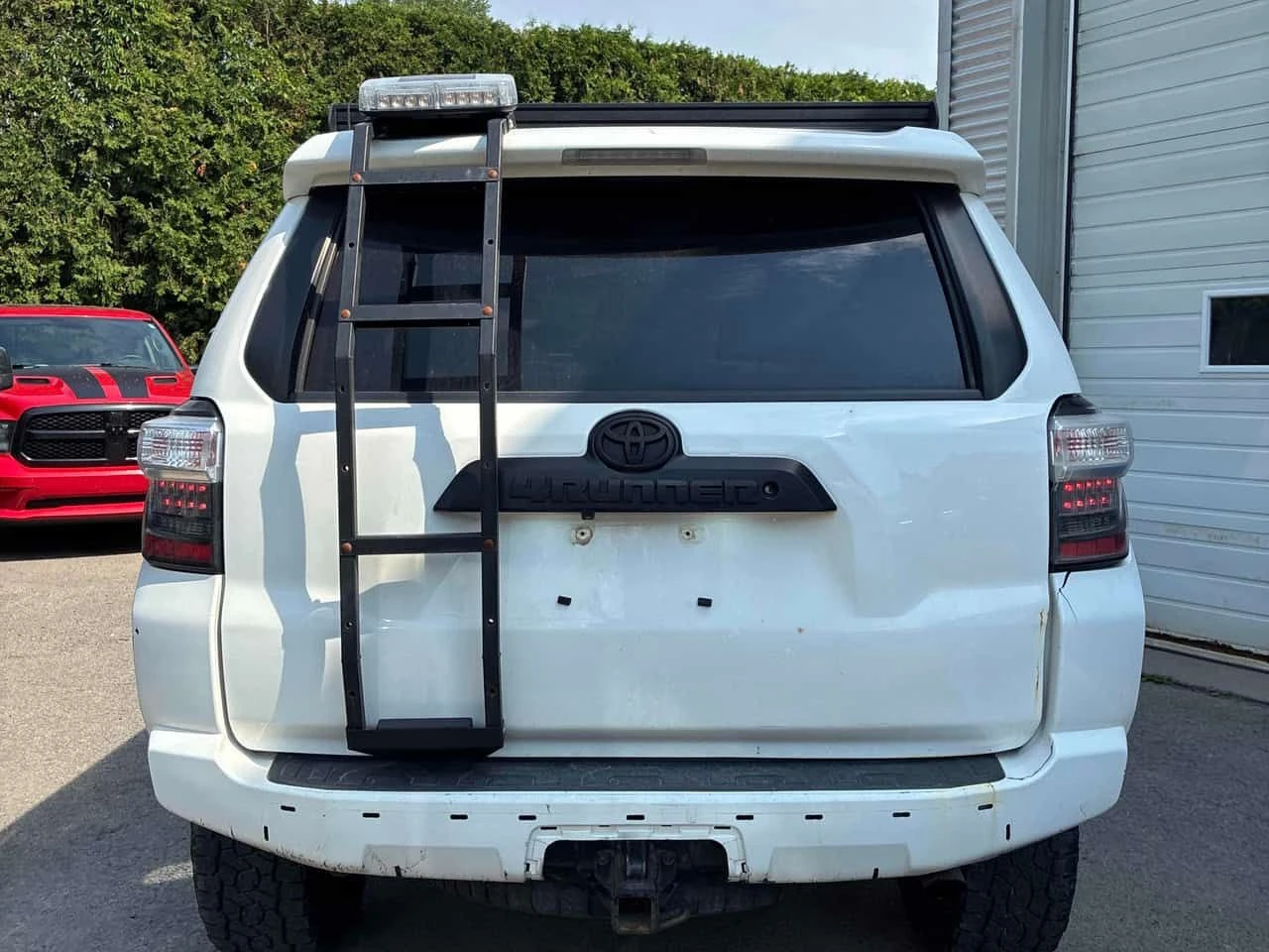 Toyota 4runner * 4WD * АВТОКРЕДИТ БЕЗ ПЪРВОНАЧАЛНА ВНОСКА* , снимка 4 - Автомобили и джипове - 55157816