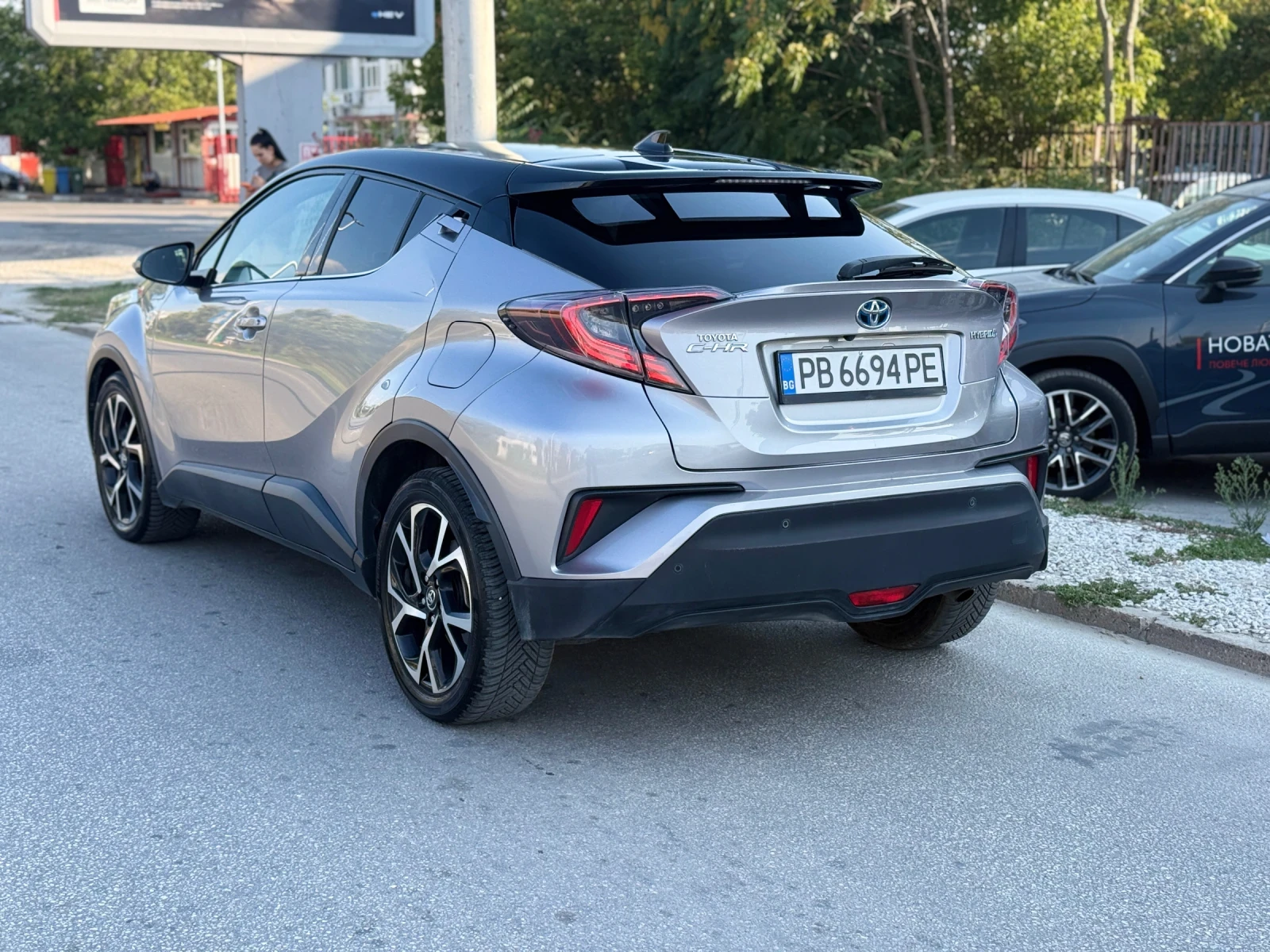 Toyota C-HR HYBRID* ГАРАНЦИЯ* ANNIVERSARY* Bi-LED* DISTRONIC+ , снимка 6 - Автомобили и джипове - 55545380