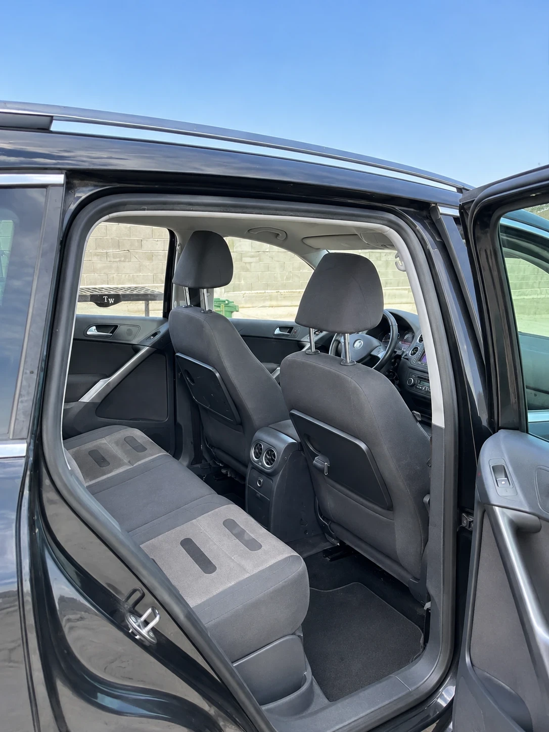 VW Tiguan, снимка 8 - Автомобили и джипове - 55580304