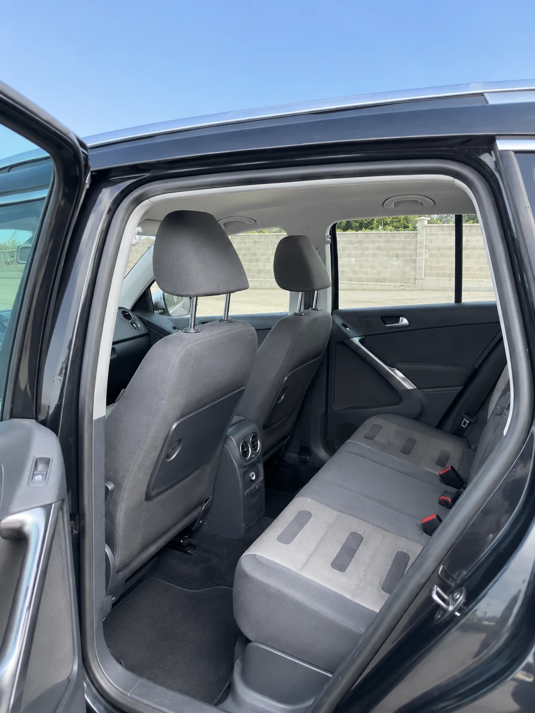 VW Tiguan, снимка 9 - Автомобили и джипове - 55580304