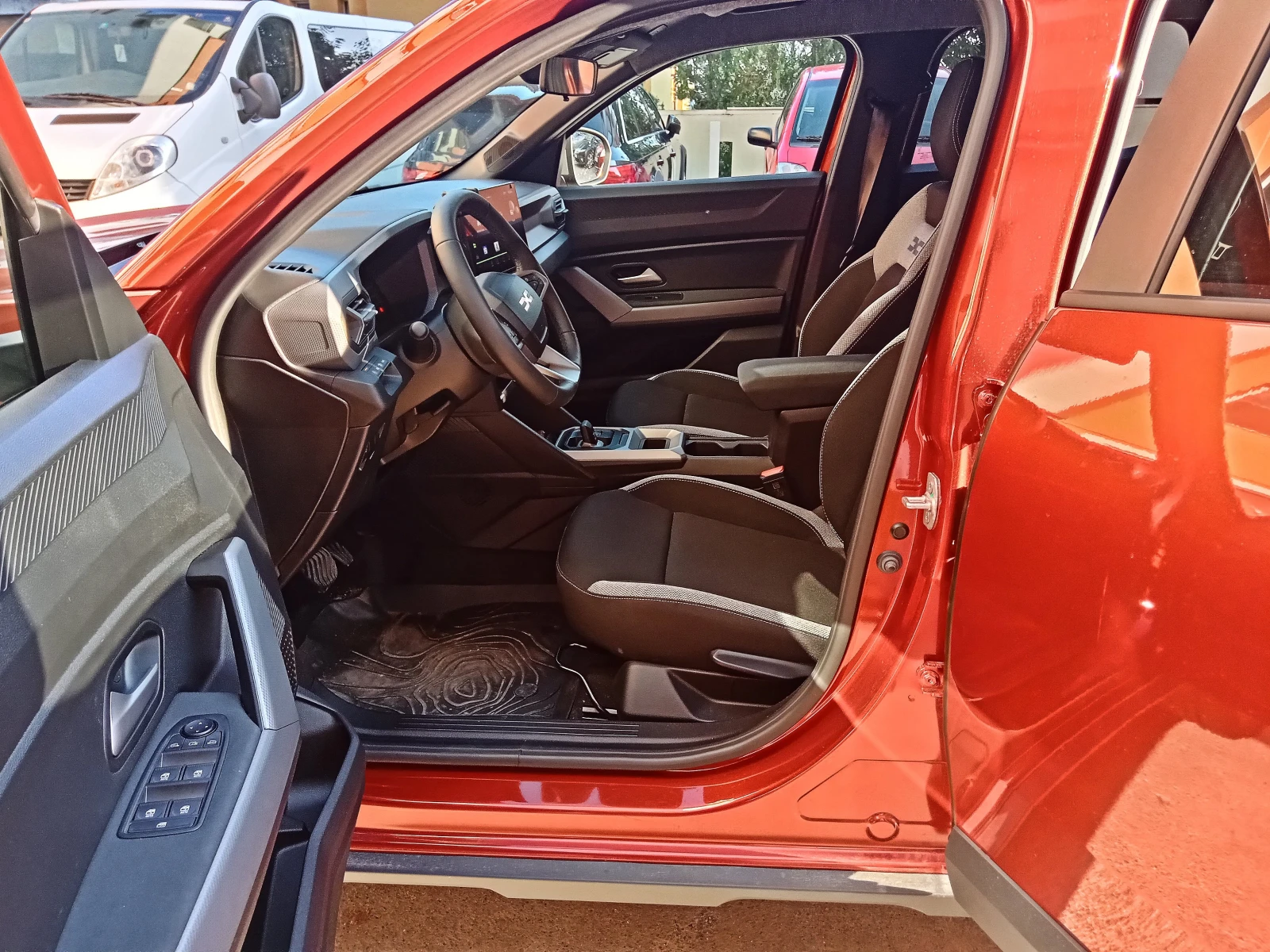Dacia Duster hibrid 155, снимка 6 - Автомобили и джипове - 55648601