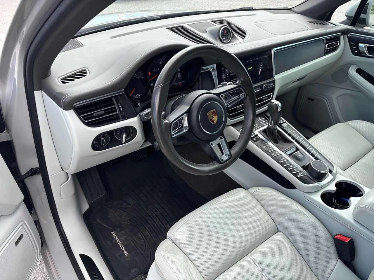Porsche Macan GTS  CARFAX, снимка 5 - Автомобили и джипове - 55847403