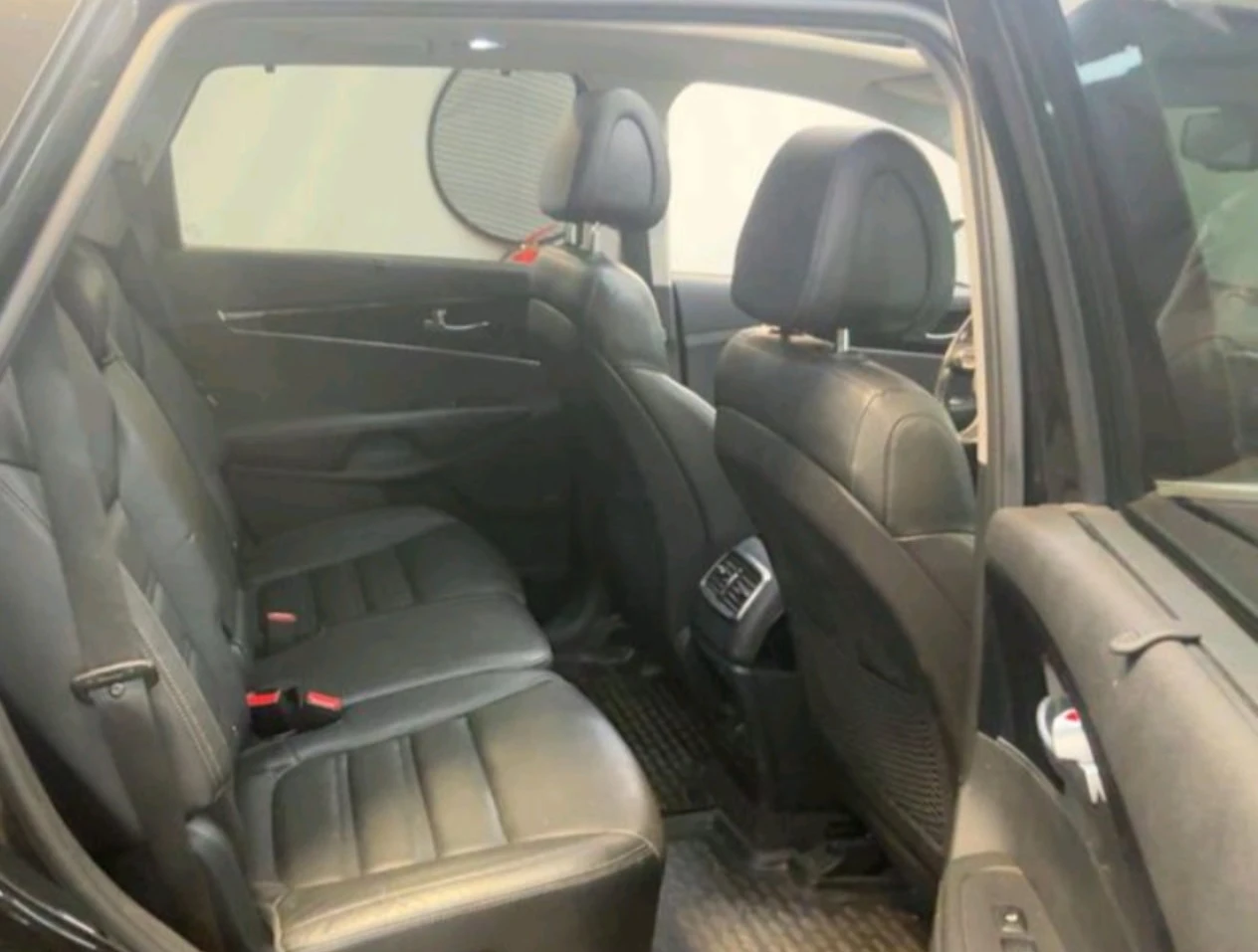 Kia Sorento 2.2CRDI* 4x4* Platinum* Infinity* Обдухване* Пано, снимка 10 - Автомобили и джипове - 55883776