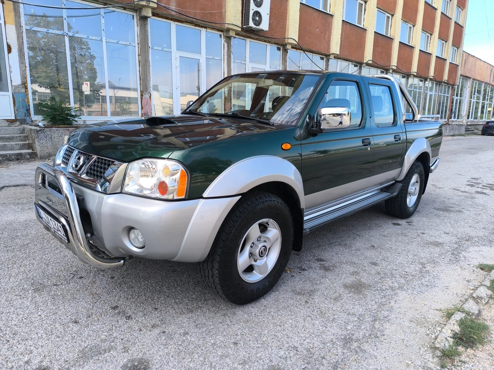 Nissan Navara 2.5 129000km ������ | Mobile.bg � ����������� 1