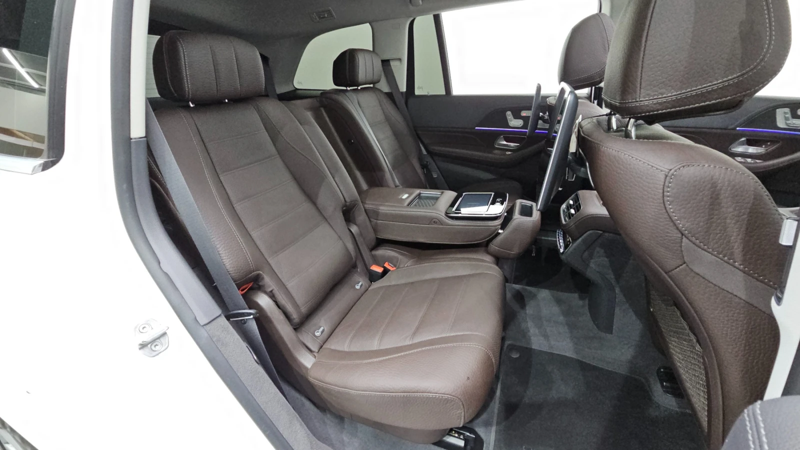 Mercedes-Benz GLS580 * MASSAGE* TV* FULL MAX* , снимка 14 - Автомобили и джипове - 56163987