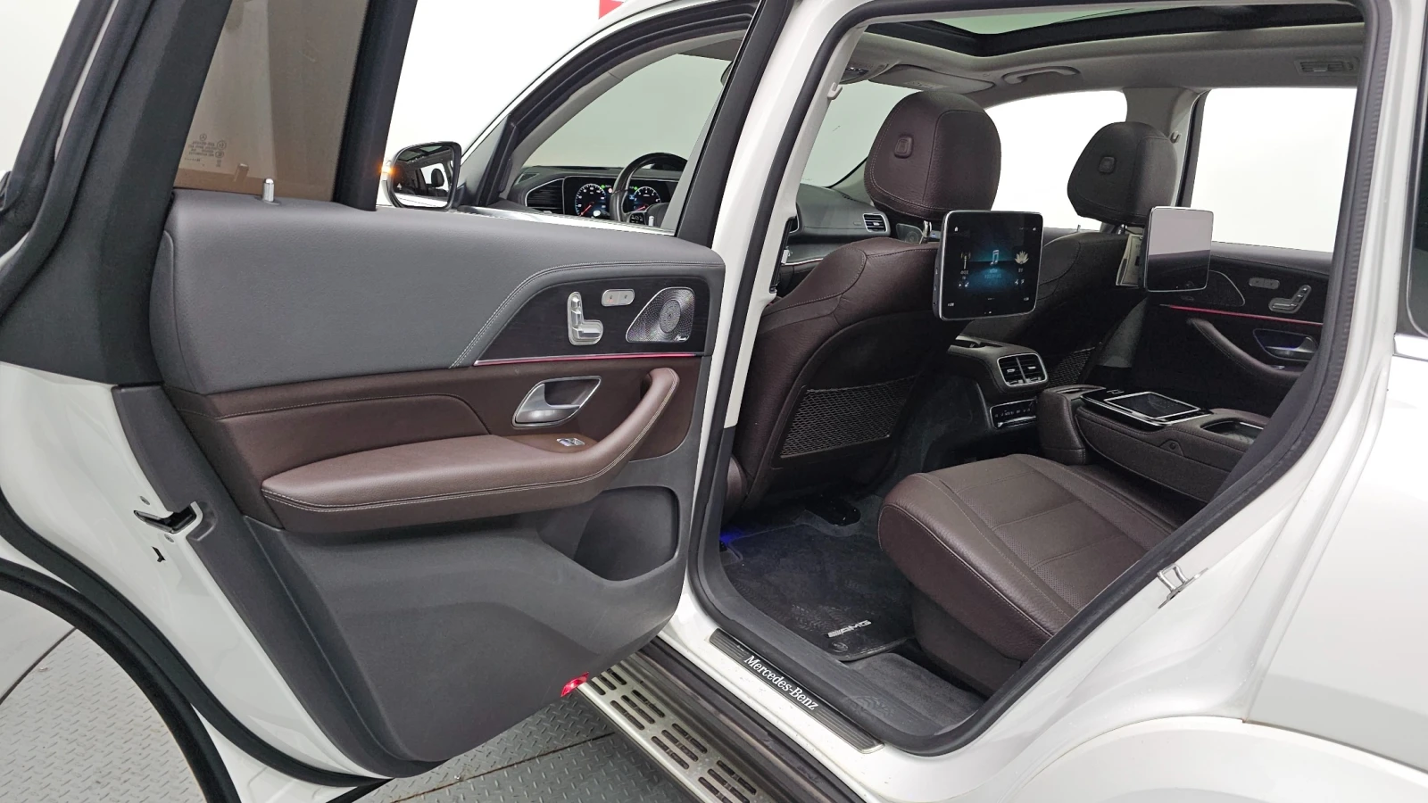 Mercedes-Benz GLS580 * MASSAGE* TV* FULL MAX* , снимка 15 - Автомобили и джипове - 56163987