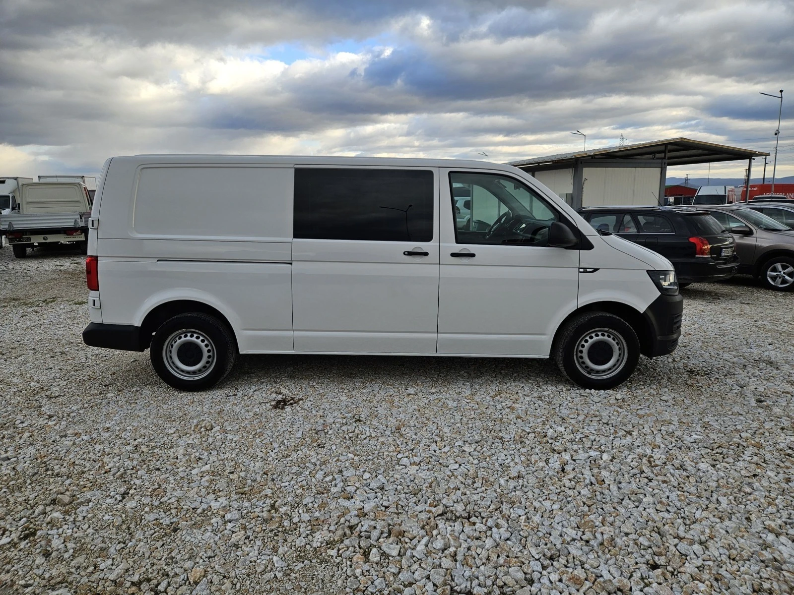 VW Transporter ТОВАРОПЪТНИК - изображение 6