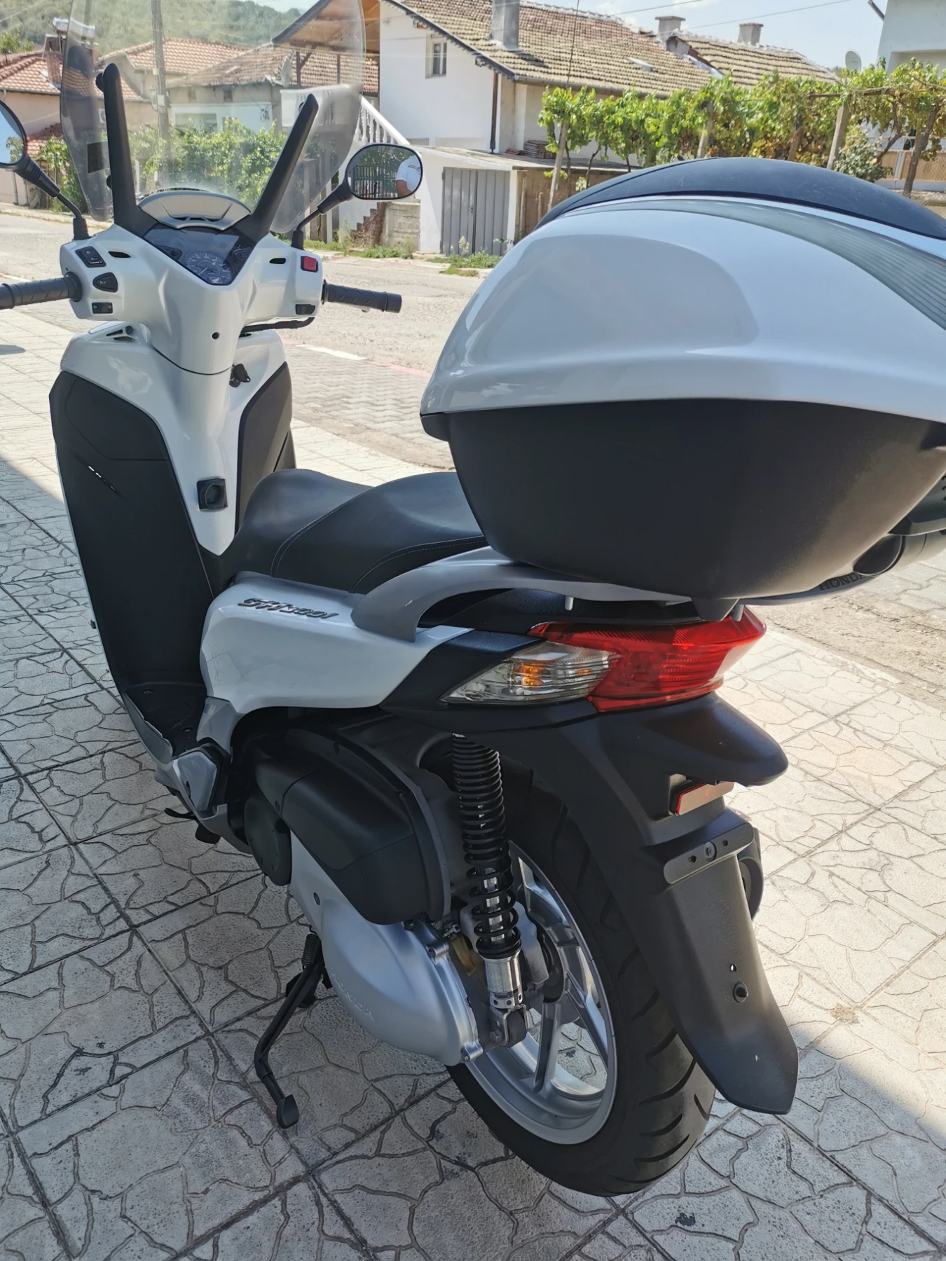 Honda Sh 300i - изображение 6