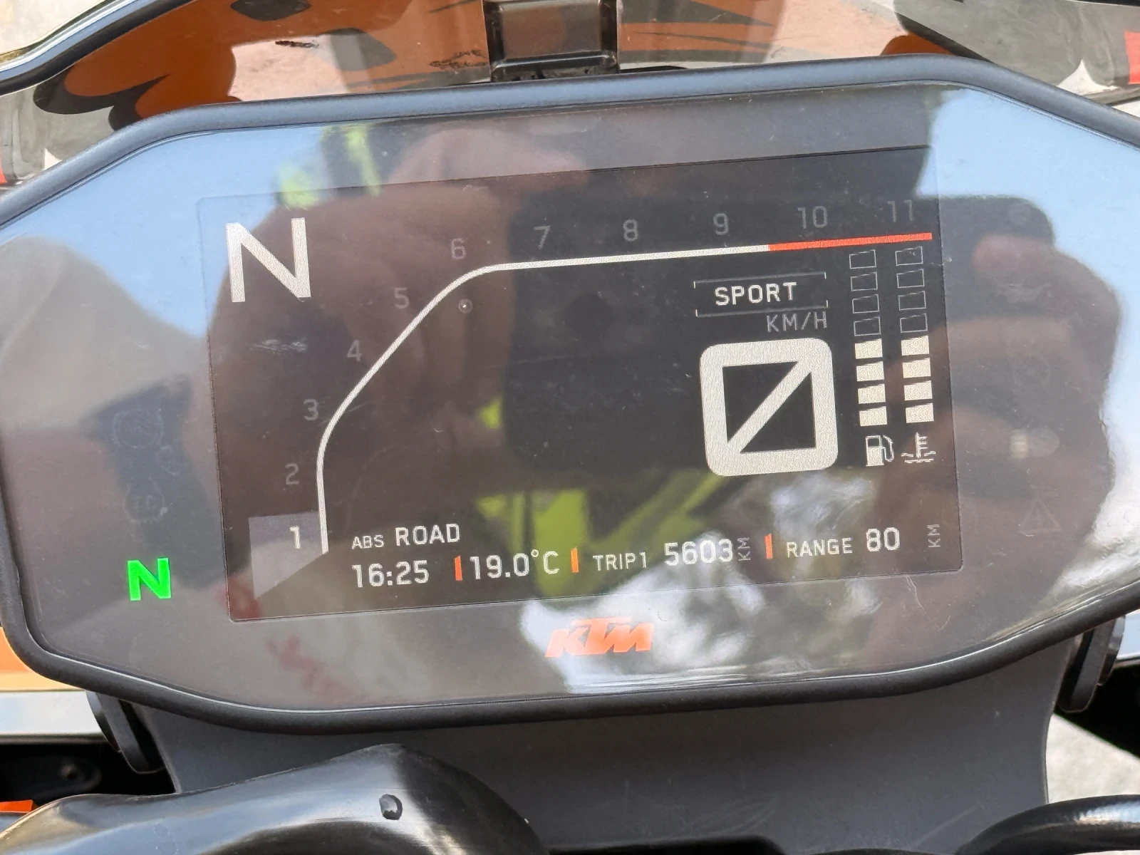 Ktm Duke 890 R , снимка 17 - Мотоциклети и мототехника - 56111486