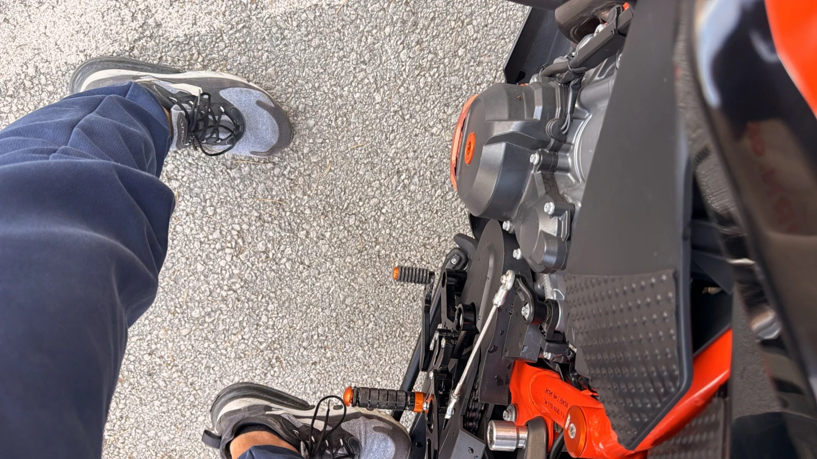 Ktm Duke 890 R , снимка 14 - Мотоциклети и мототехника - 56111486