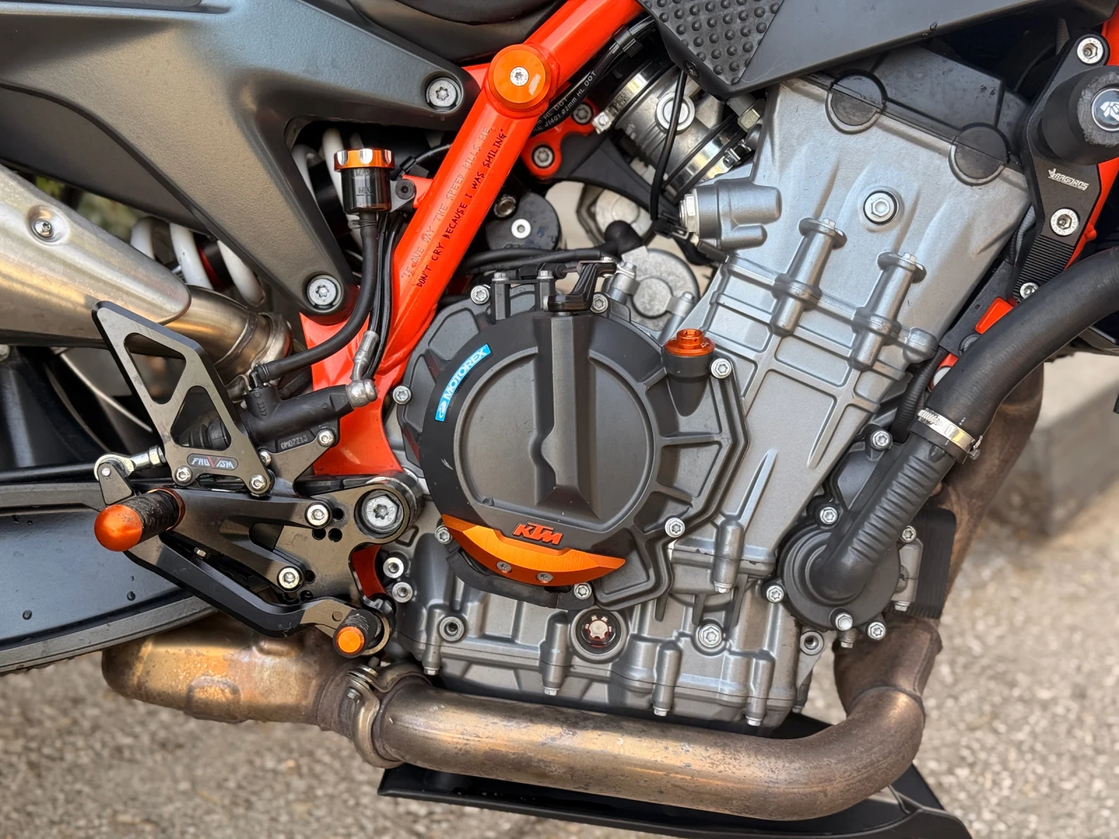 Ktm Duke 890 R , снимка 3 - Мотоциклети и мототехника - 56111486