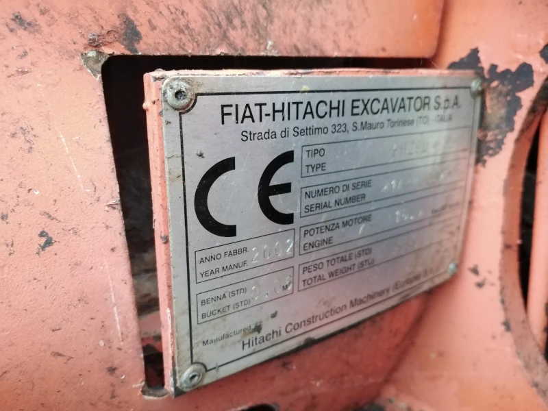 Багер Hitachi EX29U, снимка 12 - Индустриална техника - 46700901