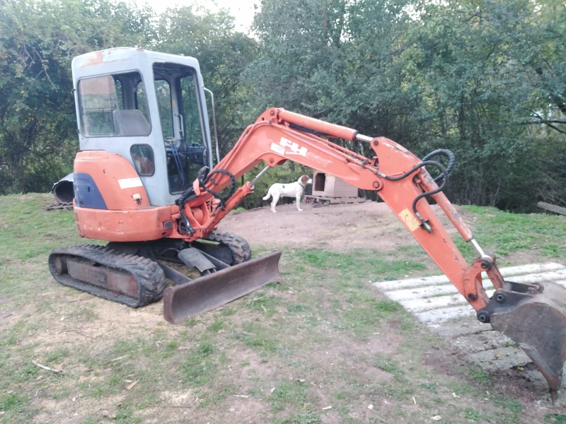 Багер Hitachi EX29U, снимка 2 - Индустриална техника - 46700901