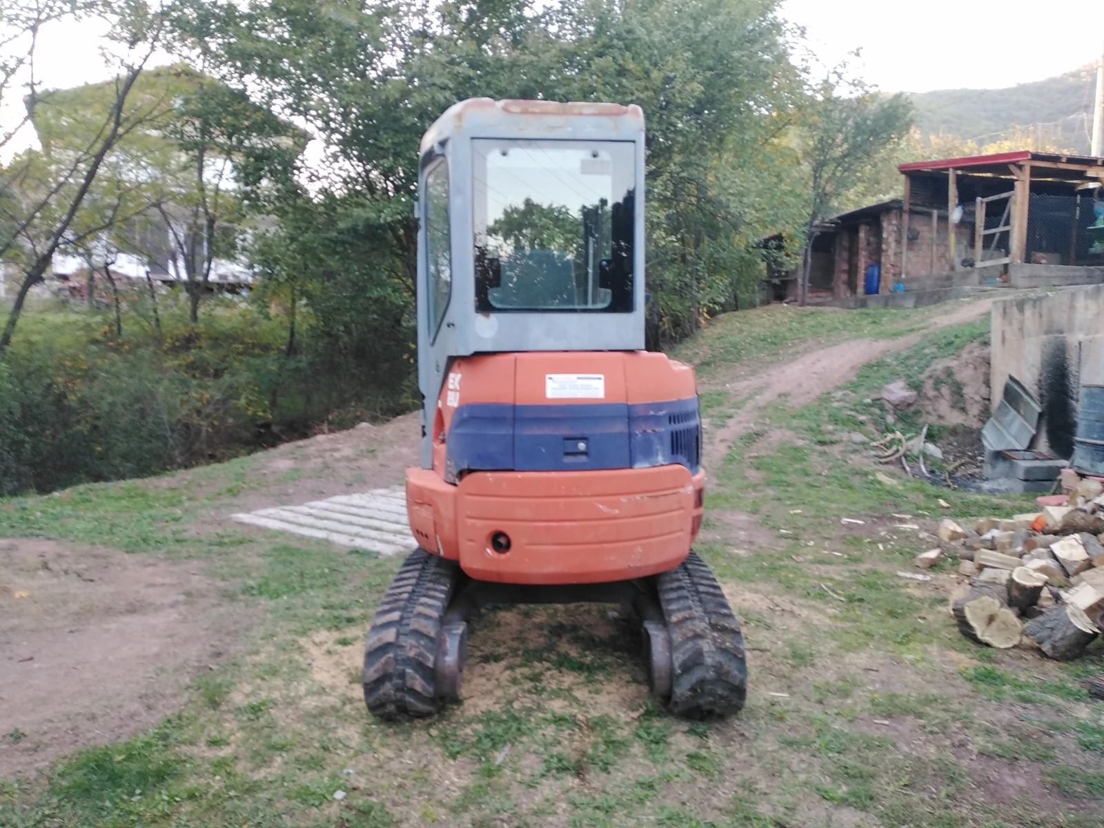 Багер Hitachi EX29U - изображение 3