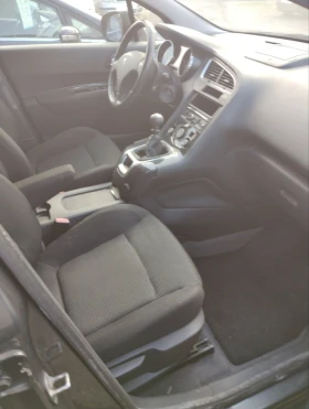 Peugeot 5008 1.6 TURBO , снимка 15