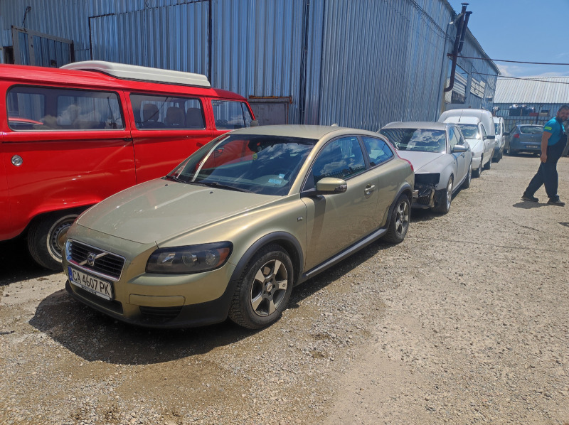 Volvo C30 Хечбек, снимка 1 - Автомобили и джипове - 45995570