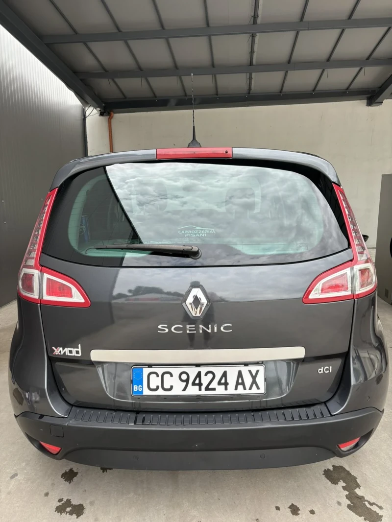 Renault Scenic, снимка 7 - Автомобили и джипове - 47896376