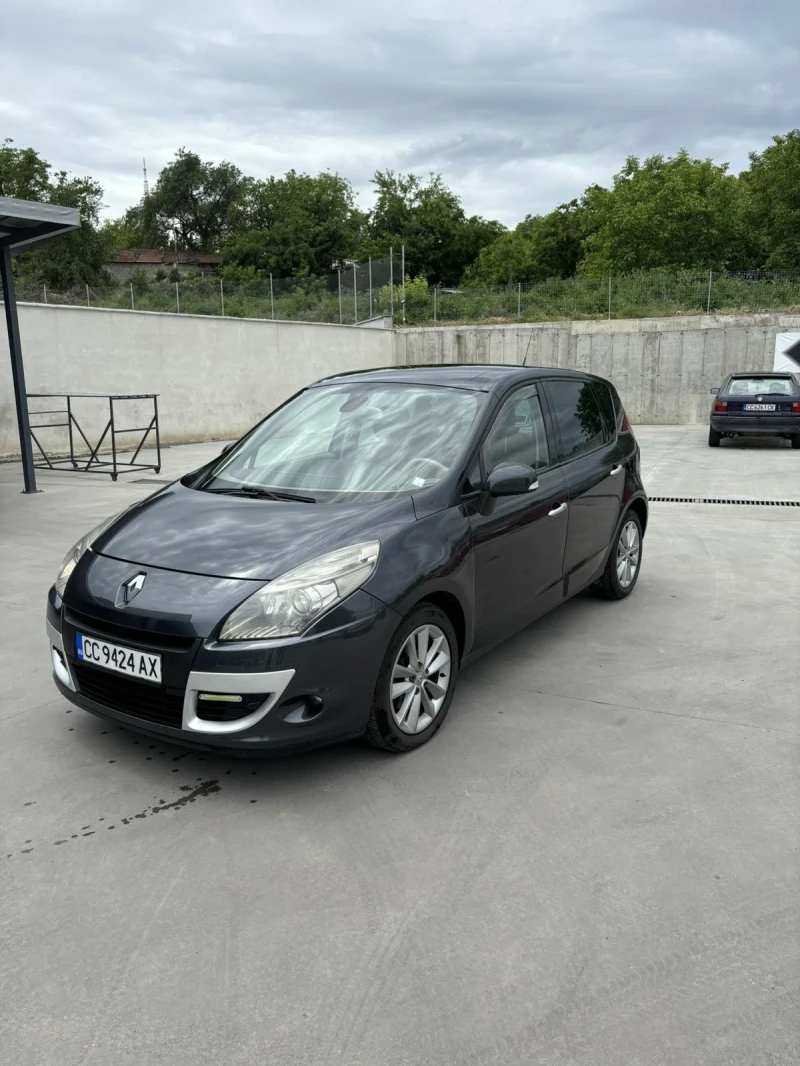 Renault Scenic, снимка 1 - Автомобили и джипове - 47896376