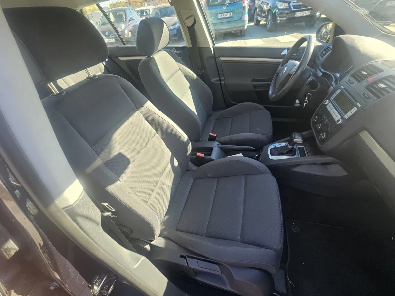 VW Golf 2.0 fsi, снимка 10 - Автомобили и джипове - 48405864