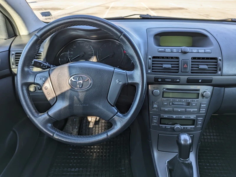 Toyota Avensis 1.8VVT-i, снимка 9 - Автомобили и джипове - 48482744