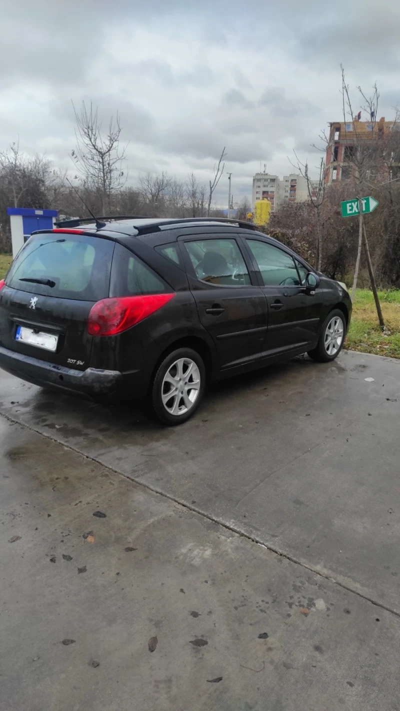 Peugeot 207 SW 1.6 HDI, снимка 3 - Автомобили и джипове - 48496920