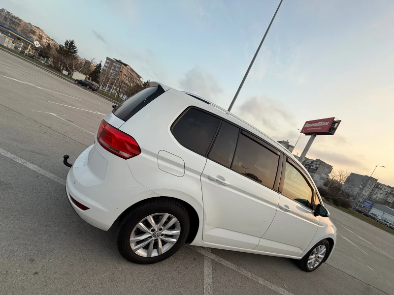 VW Touran БАРТЕР* 2.0TDI* DSG* КАМЕРА, снимка 5 - Автомобили и джипове - 48922403