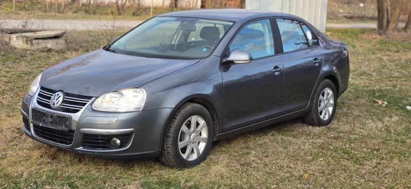 VW Jetta, снимка 13 - Автомобили и джипове - 48977148