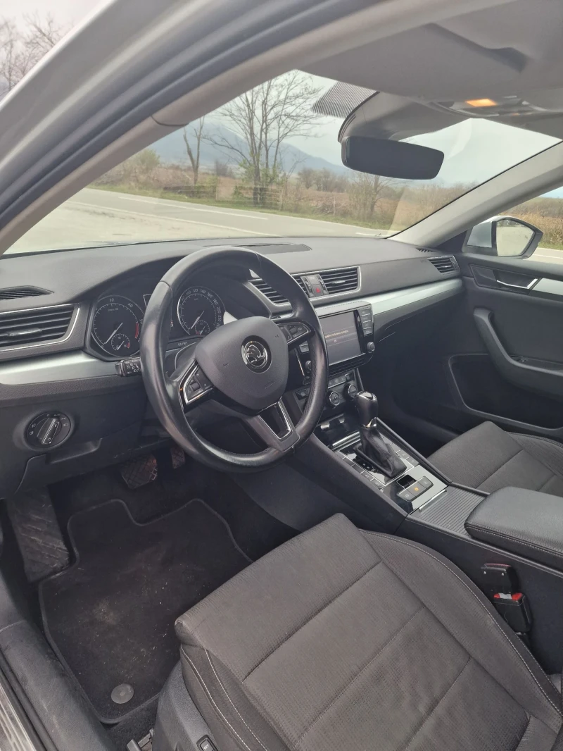 Skoda Superb 2.0 TDI, снимка 5 - Автомобили и джипове - 52980008