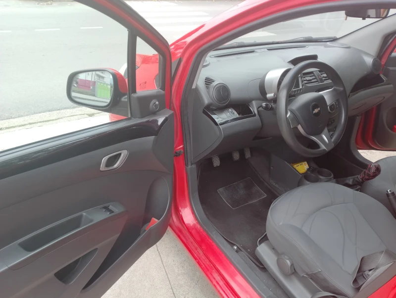 Chevrolet Spark м 300 is, снимка 6 - Автомобили и джипове - 52481445