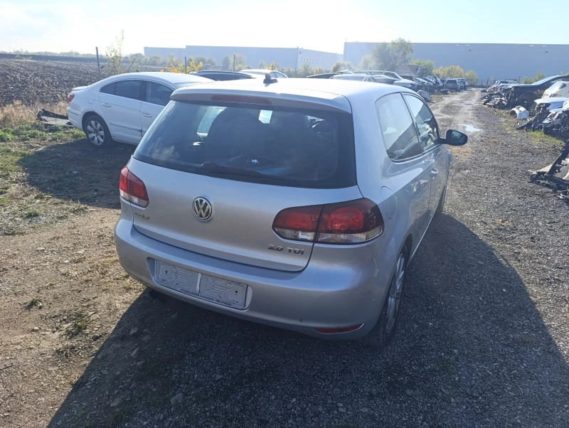 VW Golf 2.0TDI тип мотор CBA, снимка 3 - Автомобили и джипове - 52104908