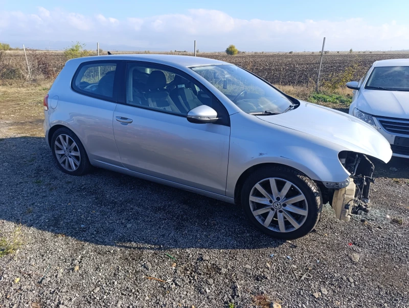 VW Golf 2.0TDI тип мотор CBA, снимка 2 - Автомобили и джипове - 52104908