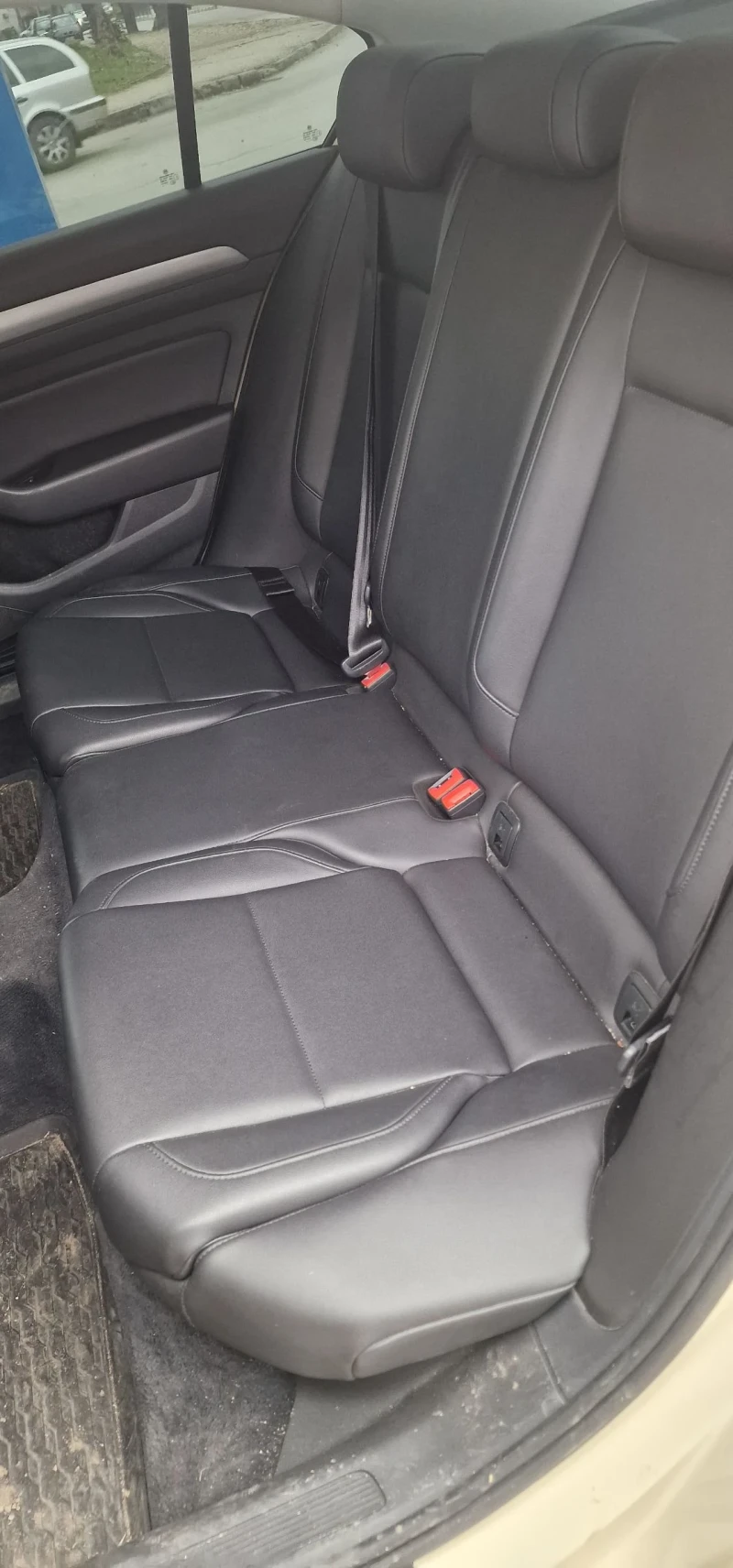 VW Passat 2.0 D 150 к.с., снимка 8 - Автомобили и джипове - 52277512