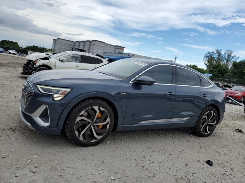 Audi E-Tron SPORTBACK PRESTIGE* АВТО КРЕДИТ, снимка 3 - Автомобили и джипове - 52284886
