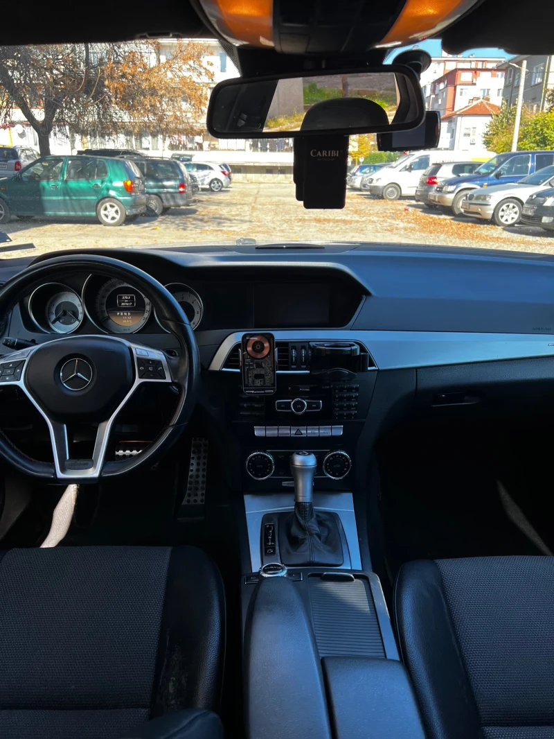 Mercedes-Benz C 220, снимка 7 - Автомобили и джипове - 52374198