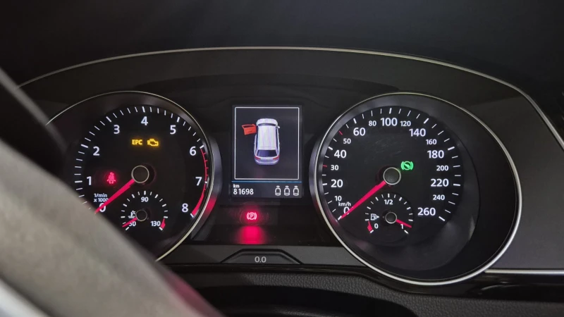 VW Passat N1 с възможност за данъчен кредит, снимка 10 - Автомобили и джипове - 53242322