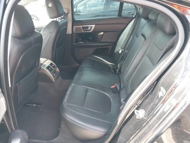 Jaguar Xf 3.0d 275к.с. - изображение 8