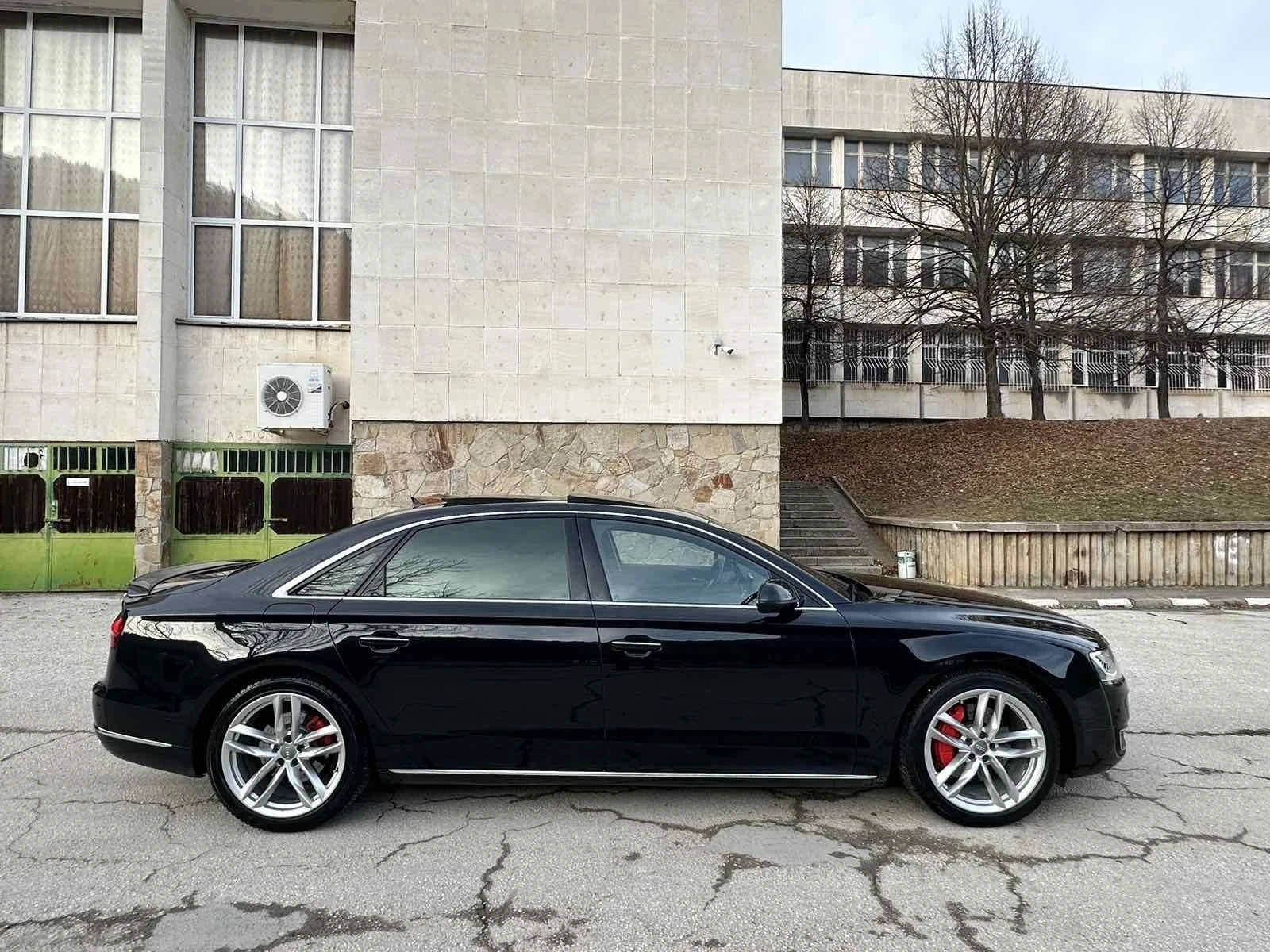 Audi A8 LONG* 155ХИЛ. КМ.* 3XTV* DISTR* MASSAGE* B&O* PANO - изображение 3